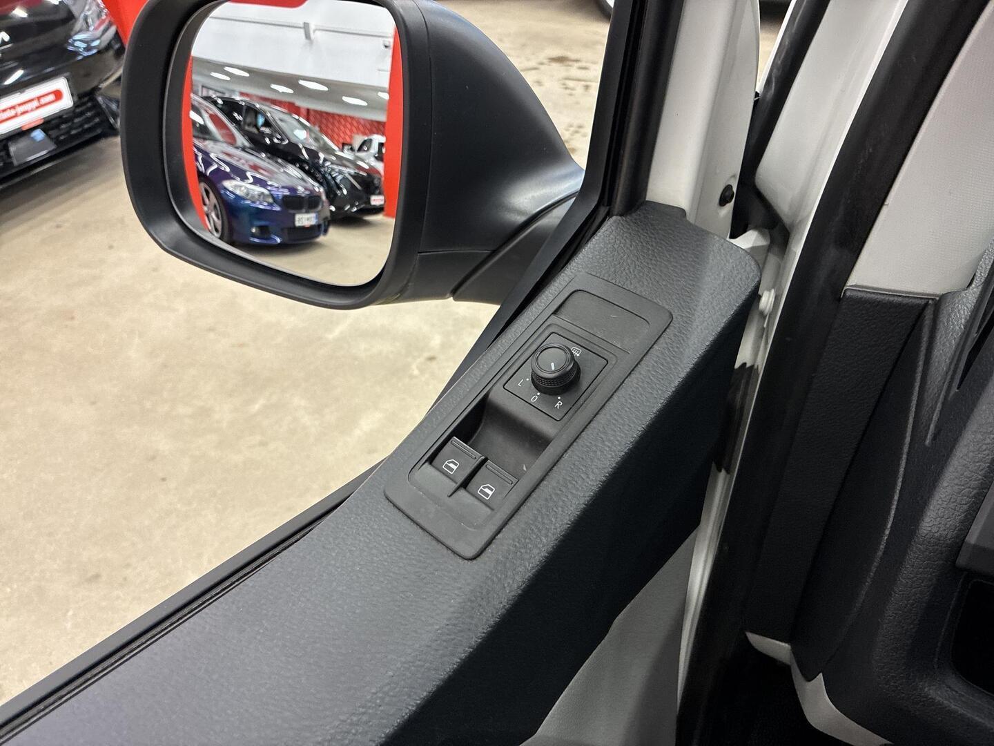 VOLKSWAGEN Transporter 2018