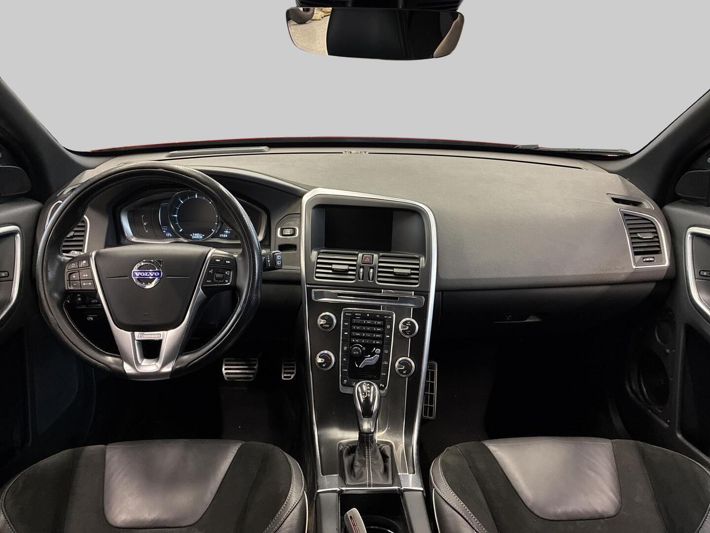 VOLVO XC60 2015