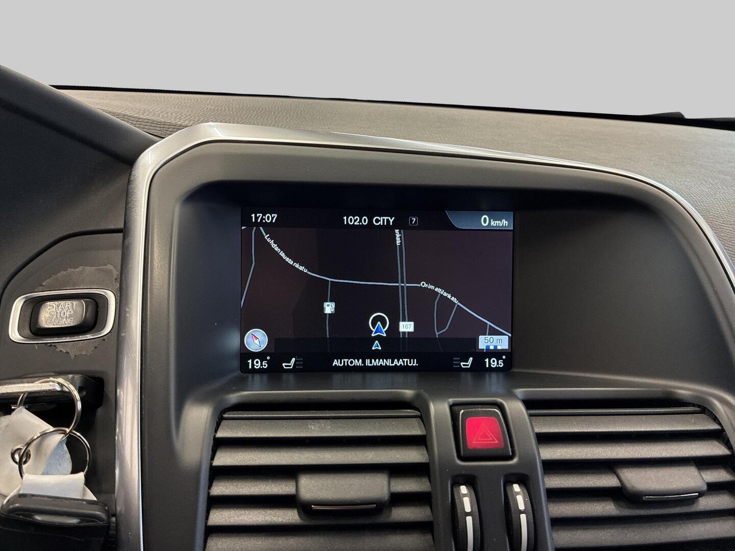 VOLVO XC60 2015