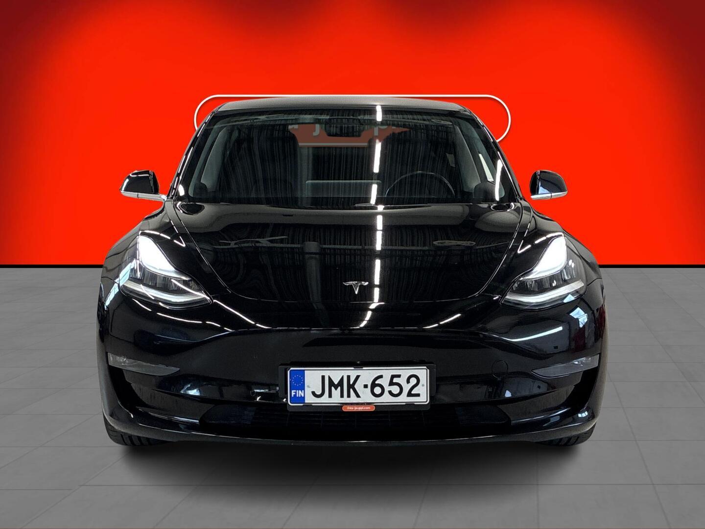TESLA Model 3 2019