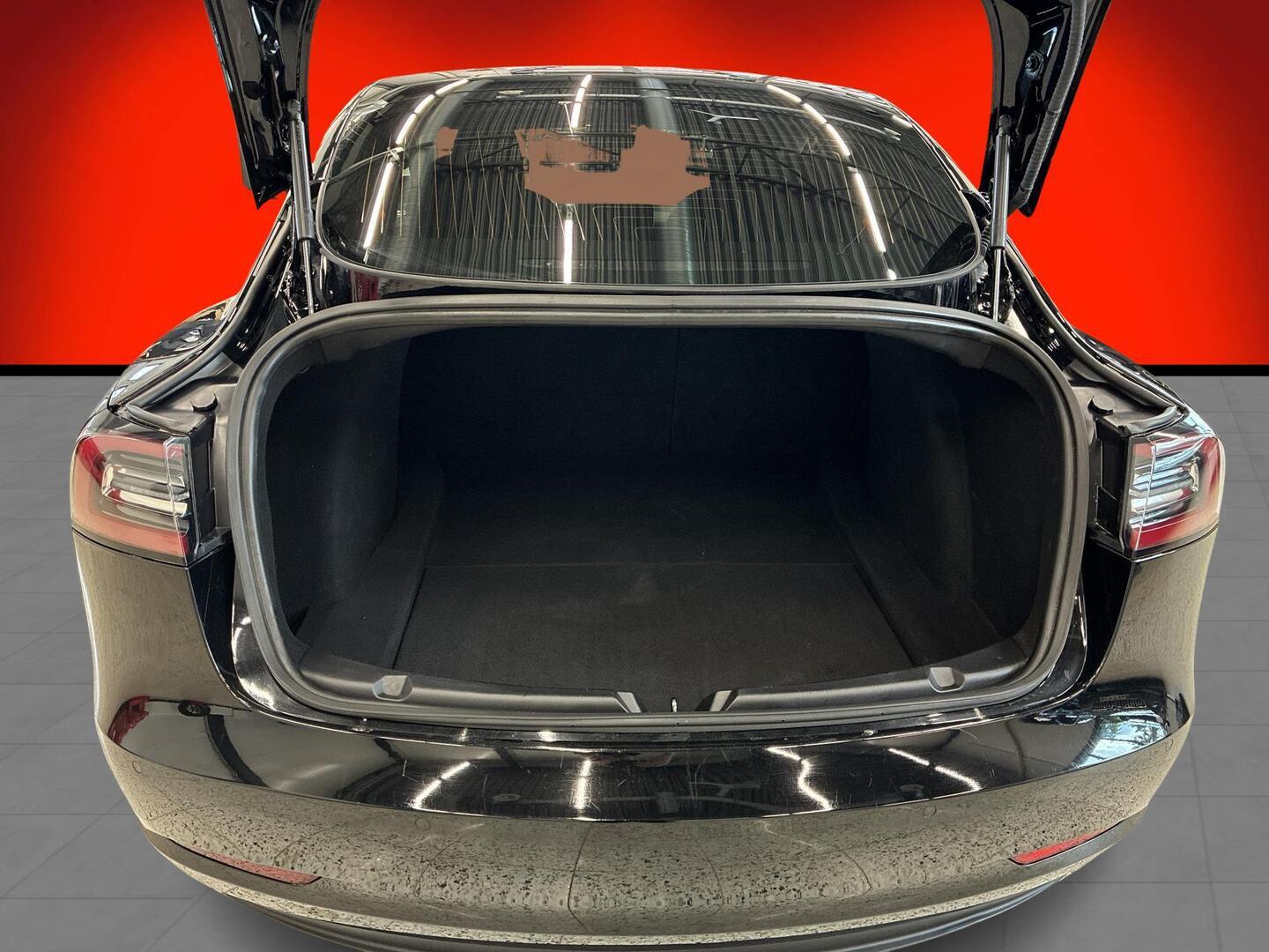TESLA Model 3 2019