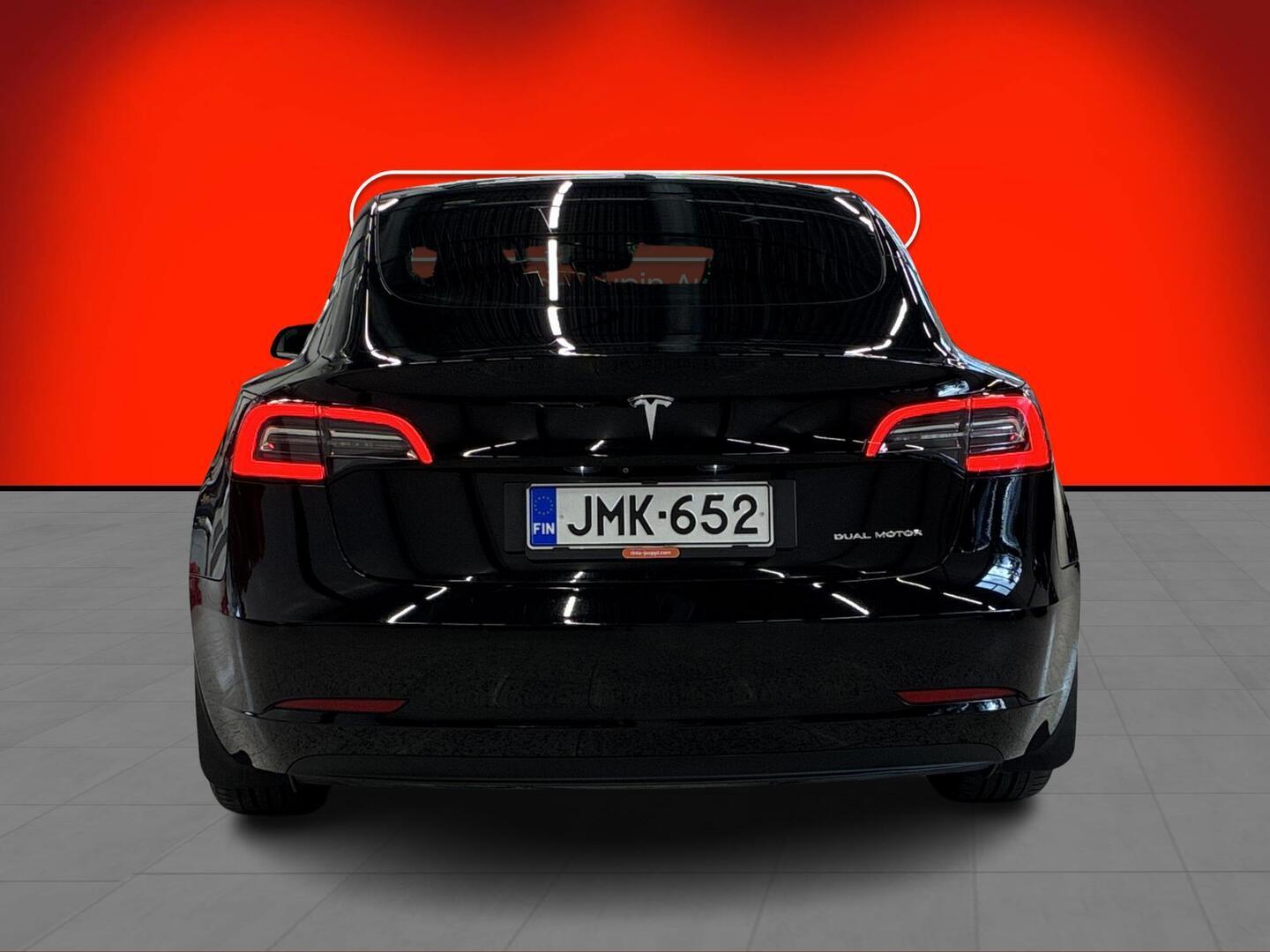 TESLA Model 3 2019