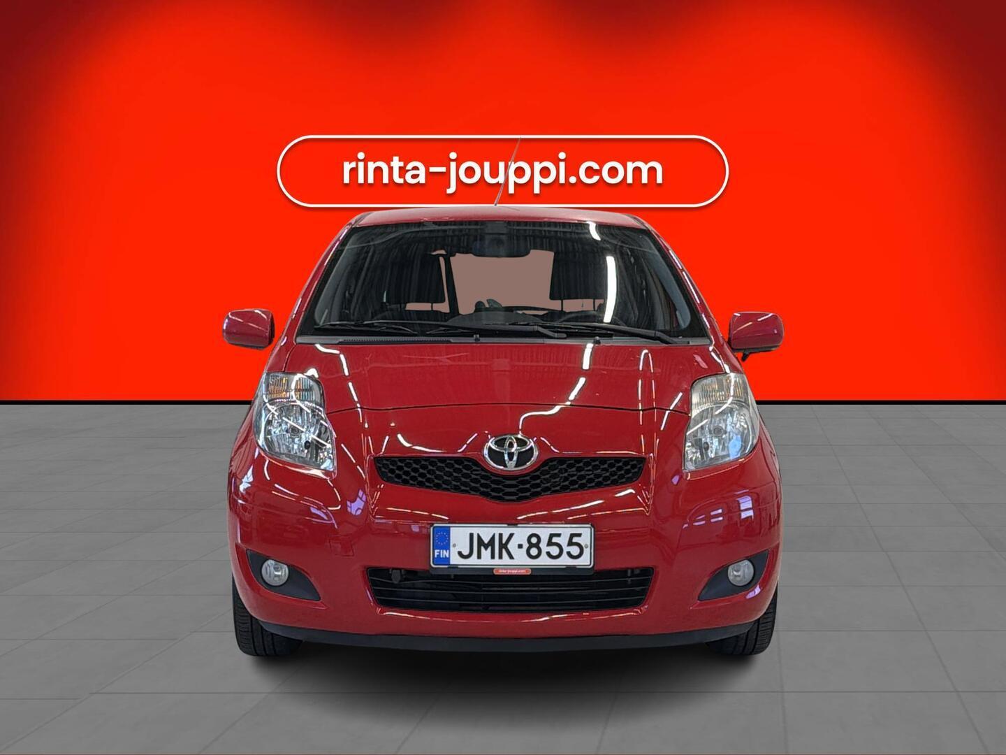TOYOTA Yaris 2011