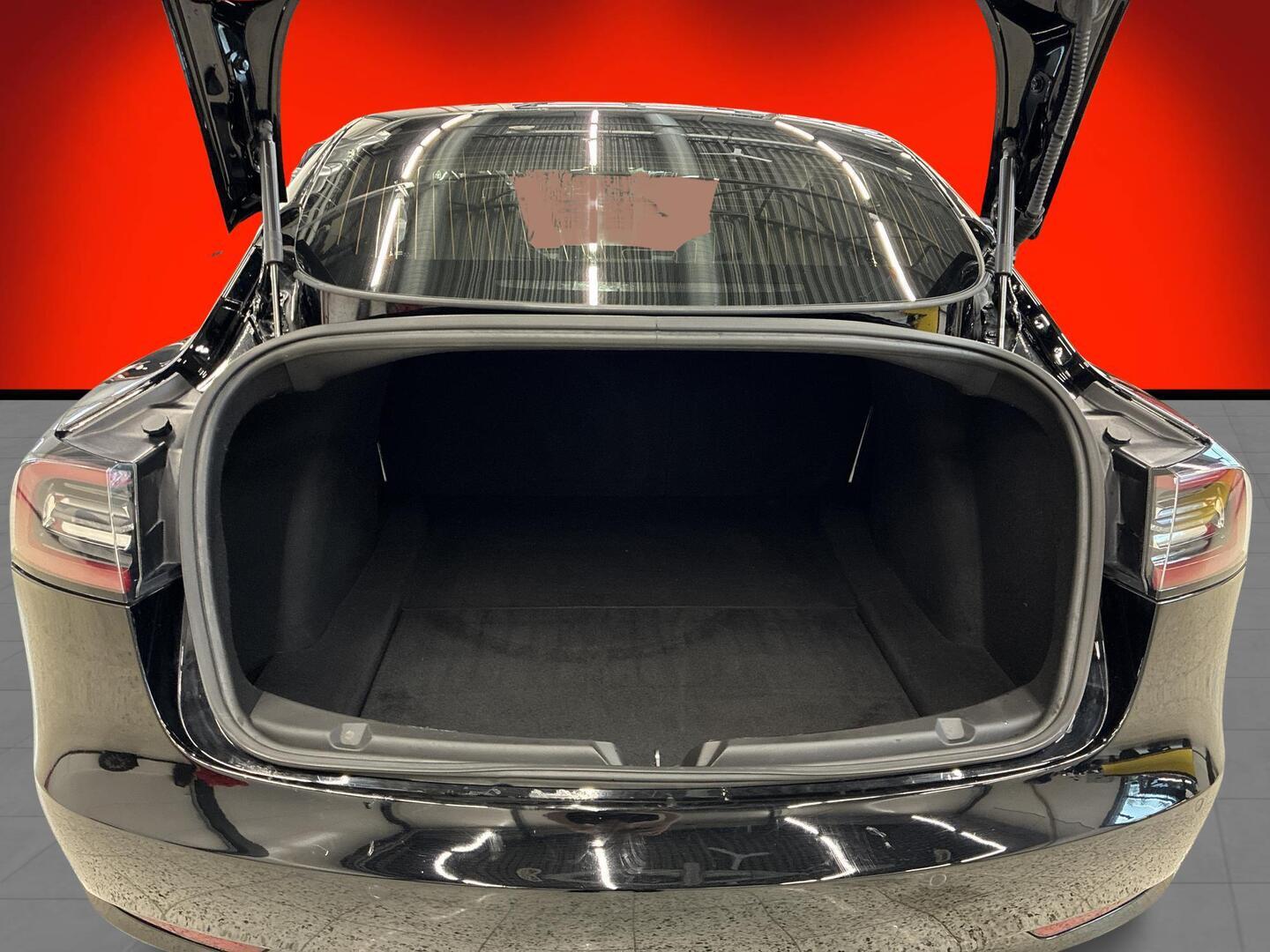 TESLA Model 3 2019