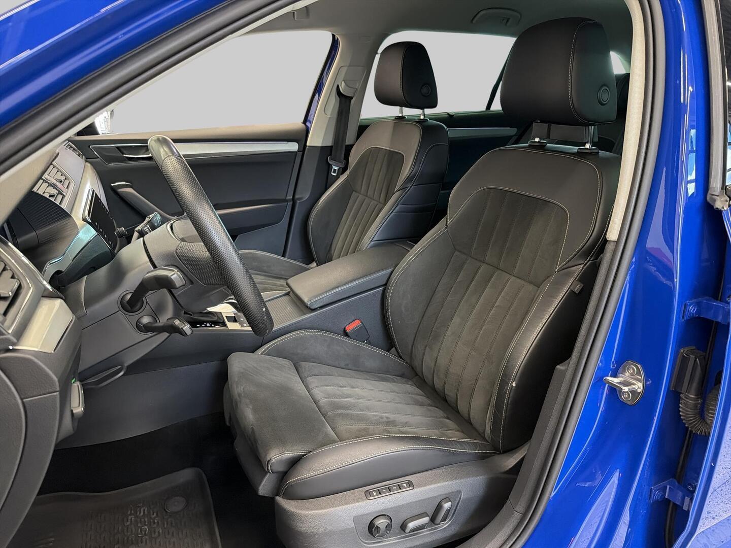 SKODA Superb 2023