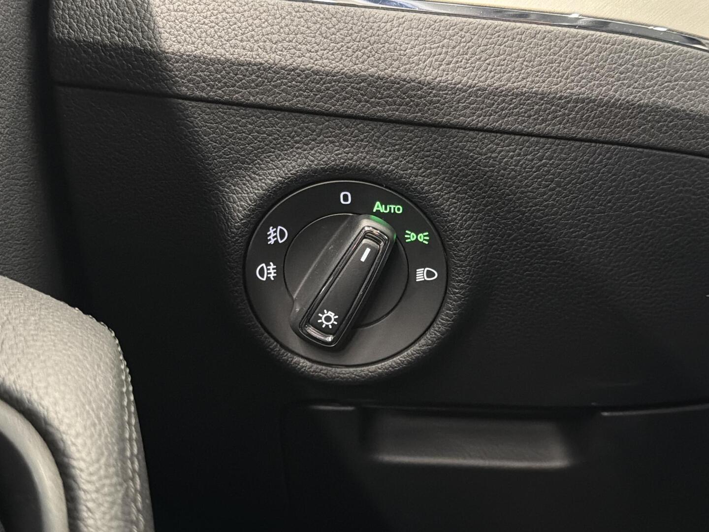 SKODA Superb 2023