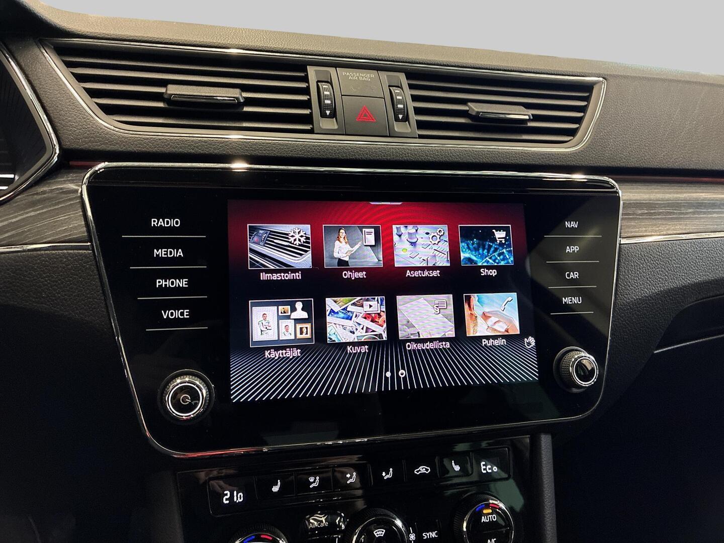 SKODA Superb 2023