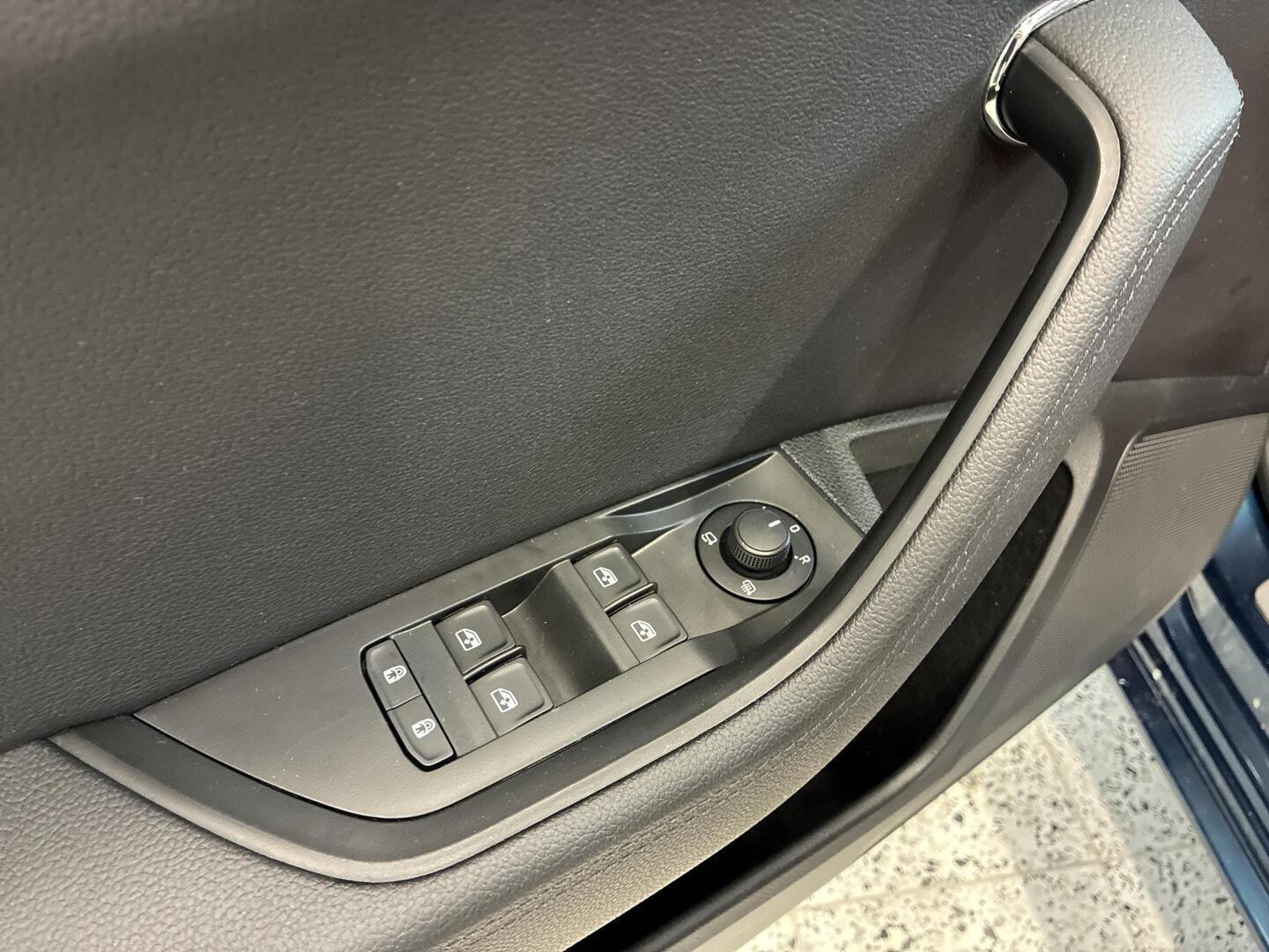 SKODA Superb 2023