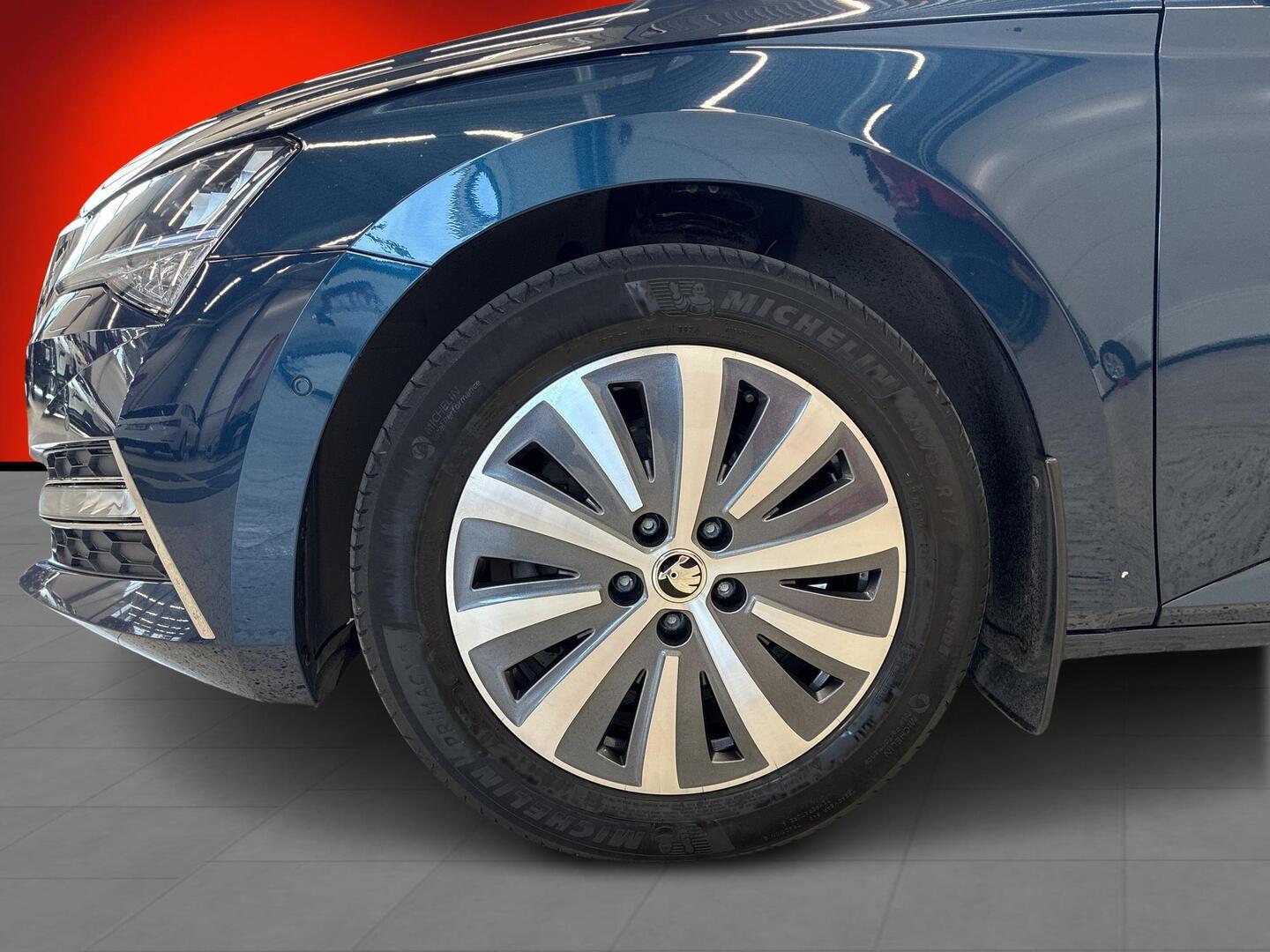 SKODA Superb 2023