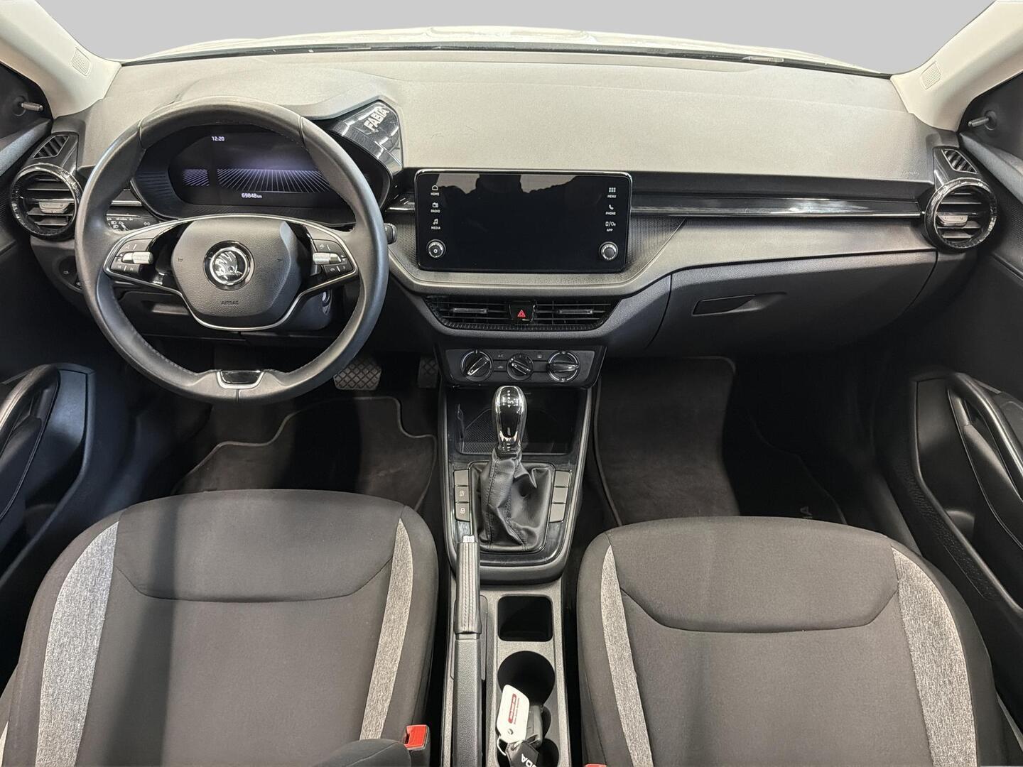 SKODA Fabia 2024