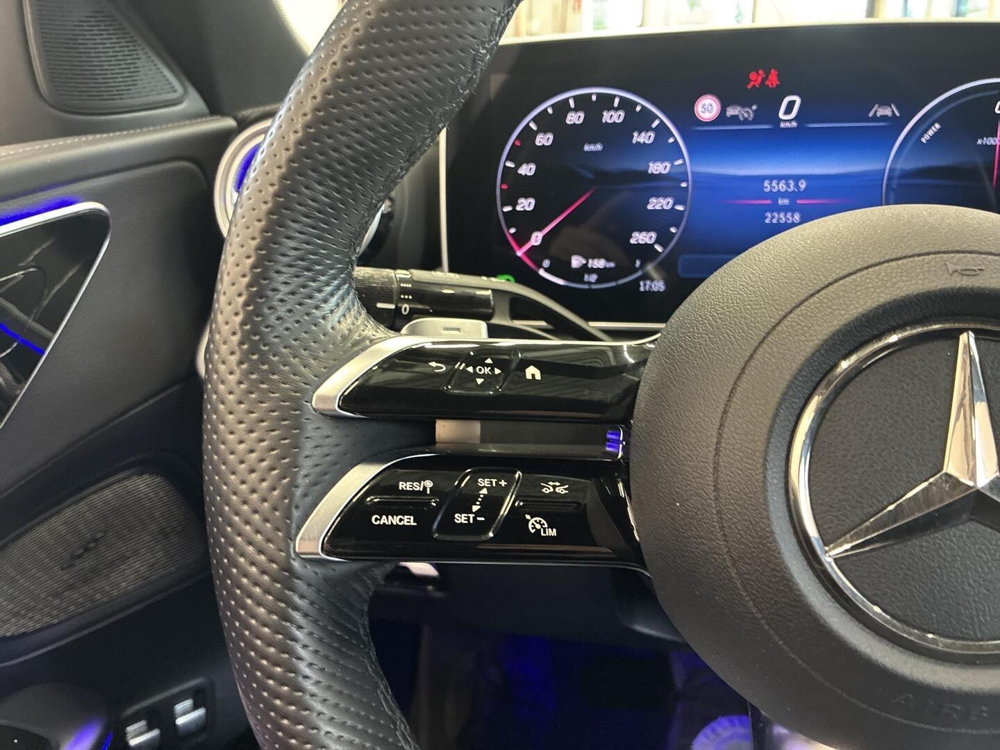 MERCEDES-BENZ C 2025