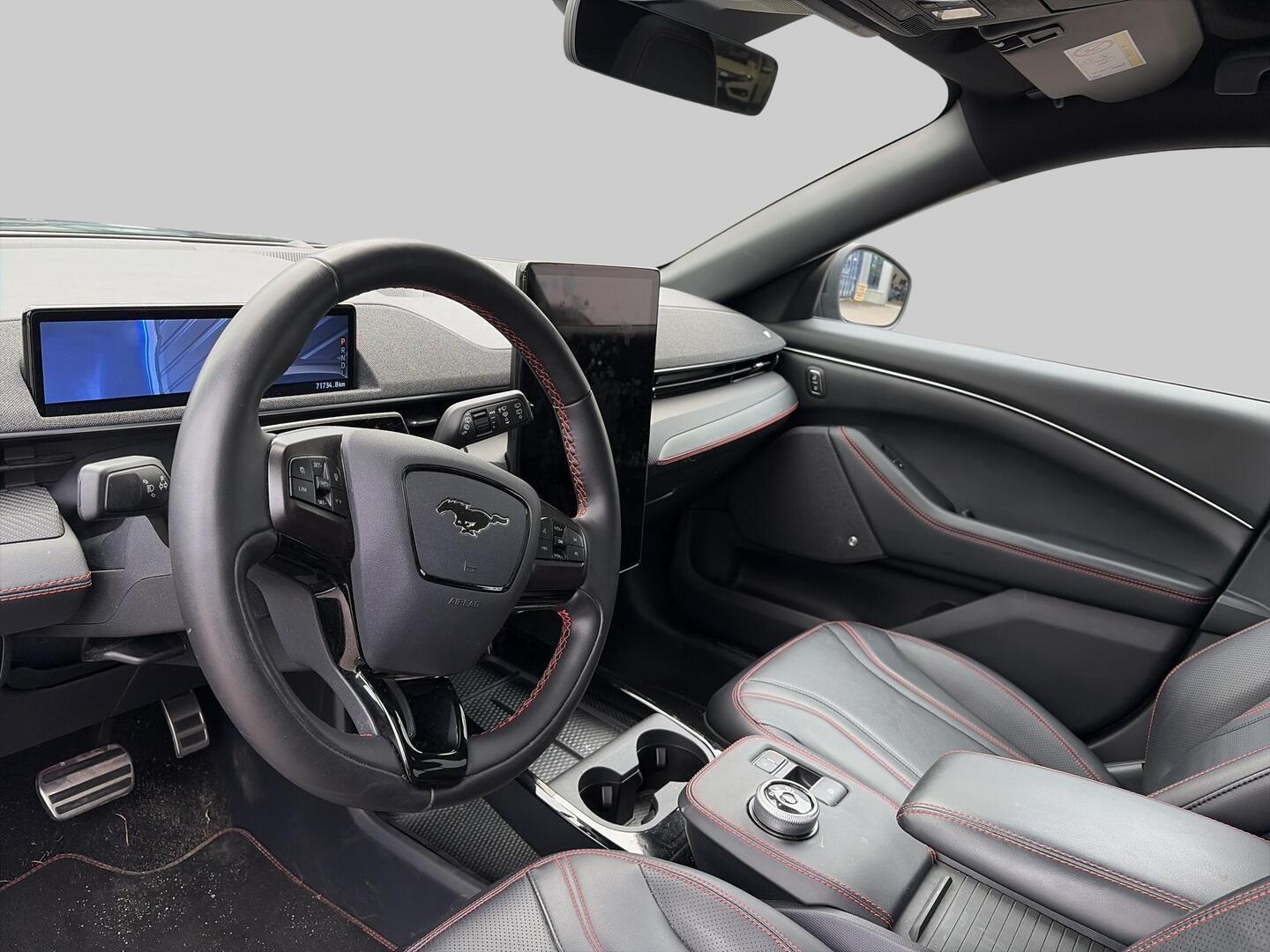 FORD Mustang Mach-E 2022