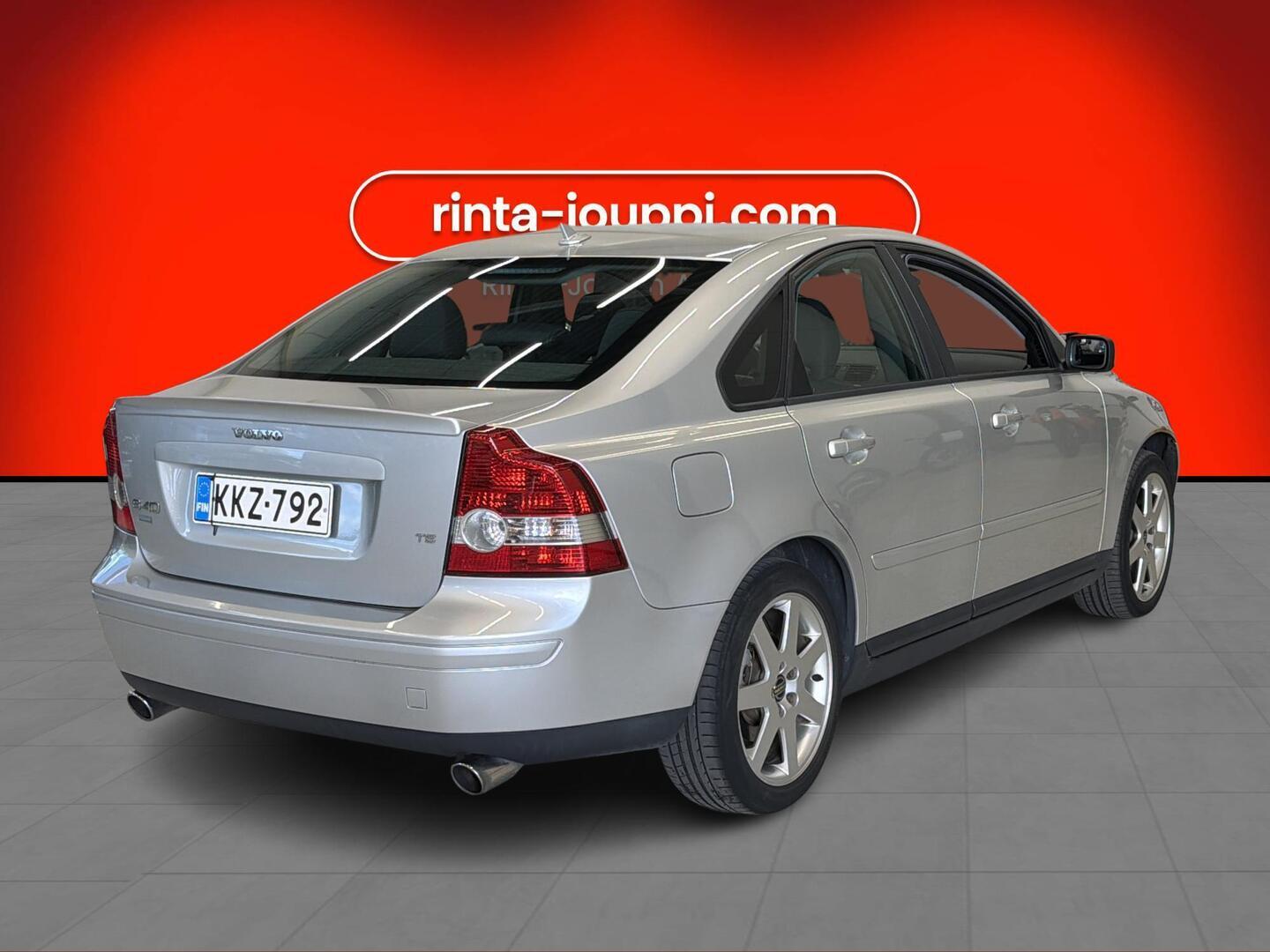 VOLVO S40 2004