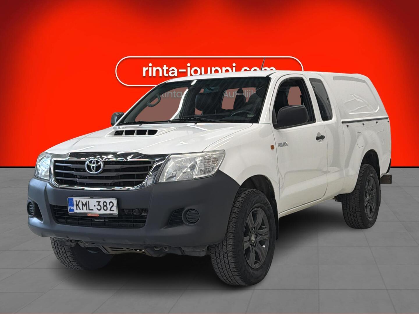 TOYOTA Hilux 2013
