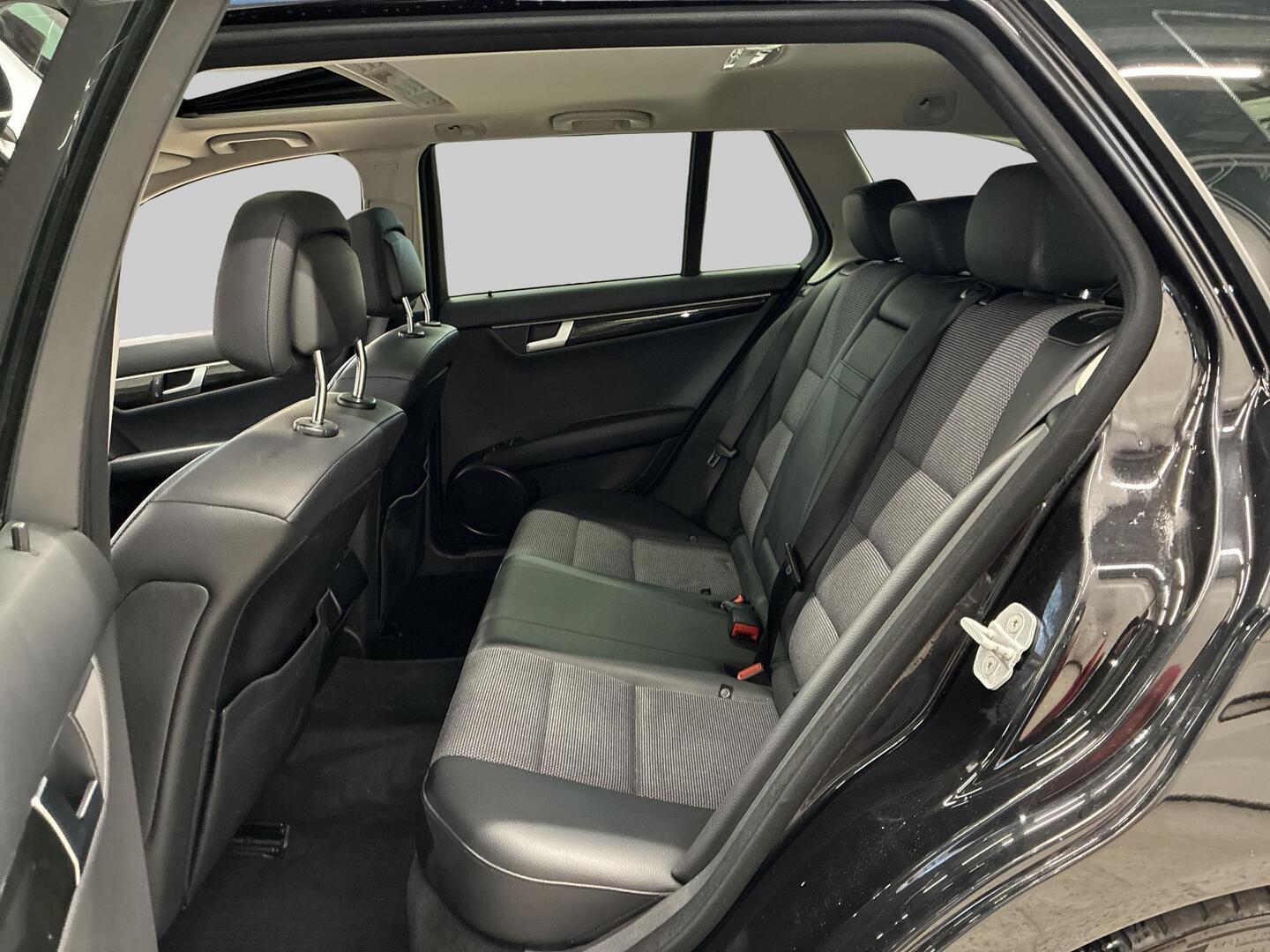 MERCEDES-BENZ C 2012