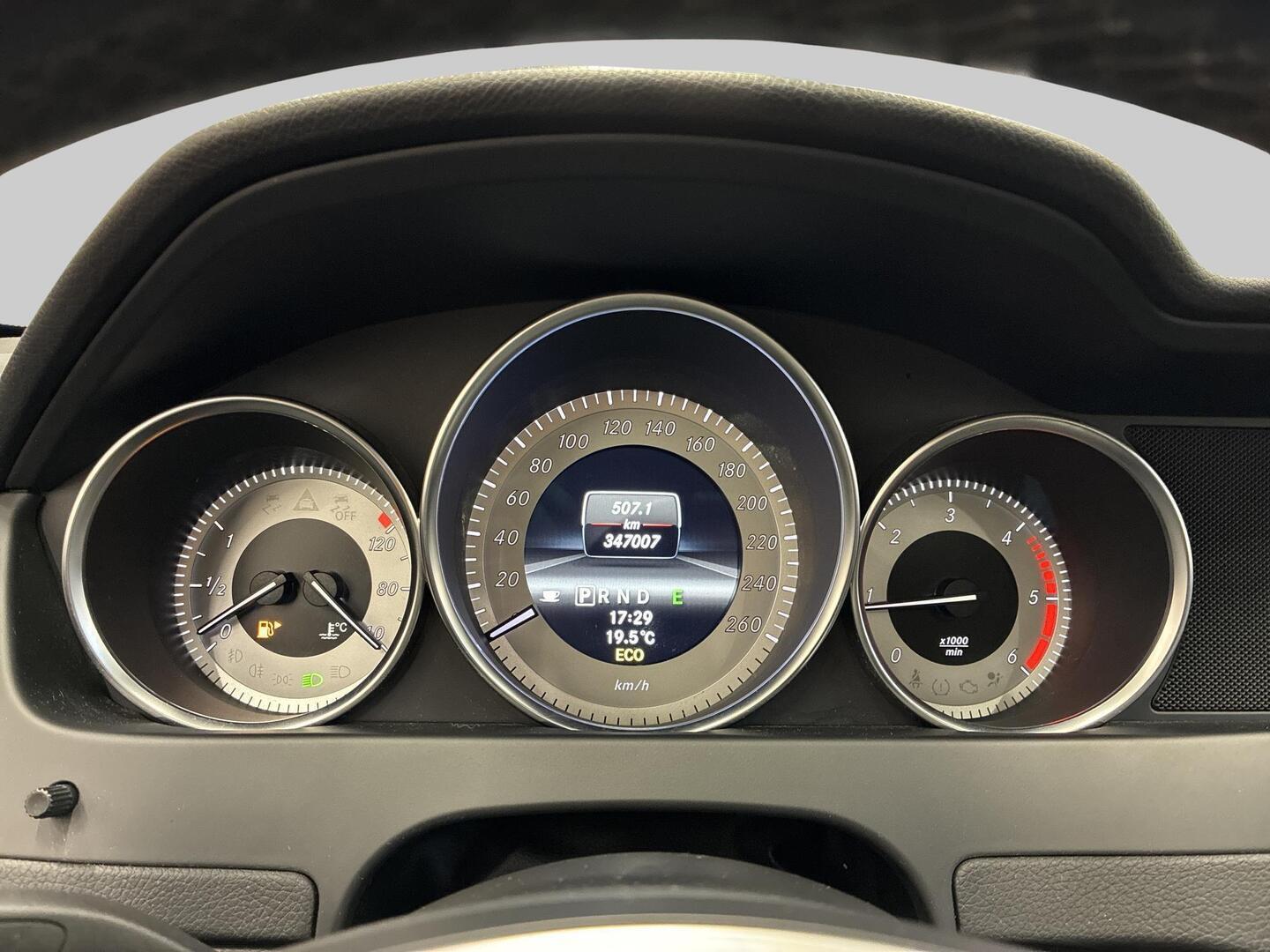 MERCEDES-BENZ C 2012
