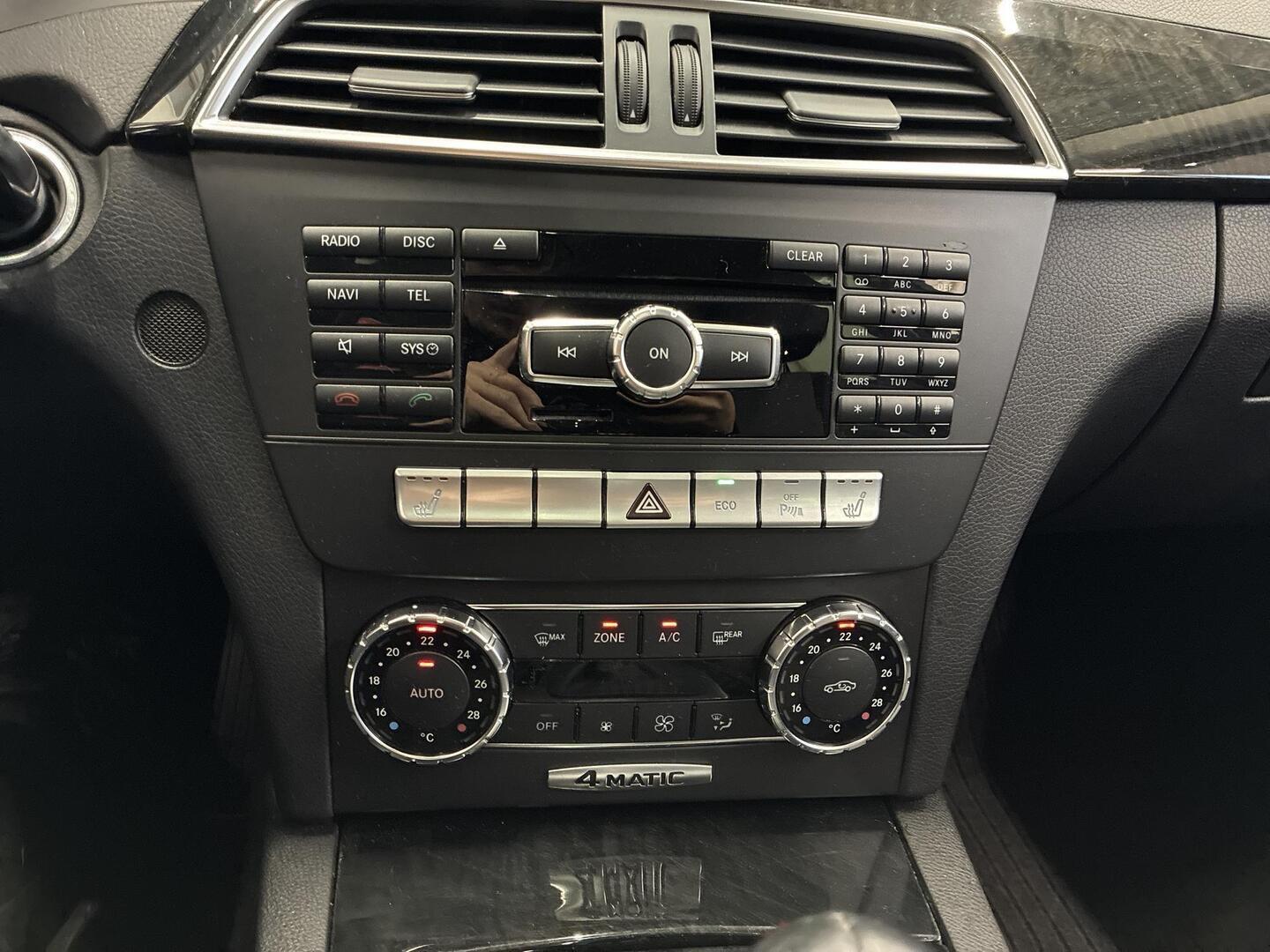 MERCEDES-BENZ C 2012