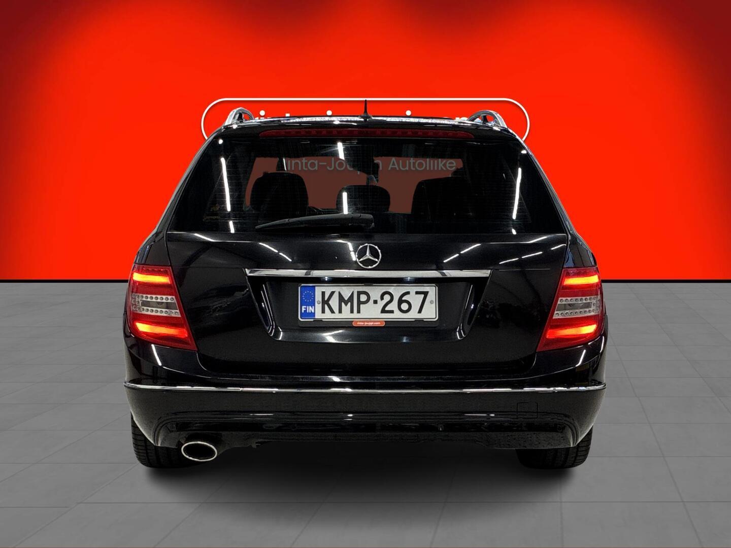 MERCEDES-BENZ C 2012