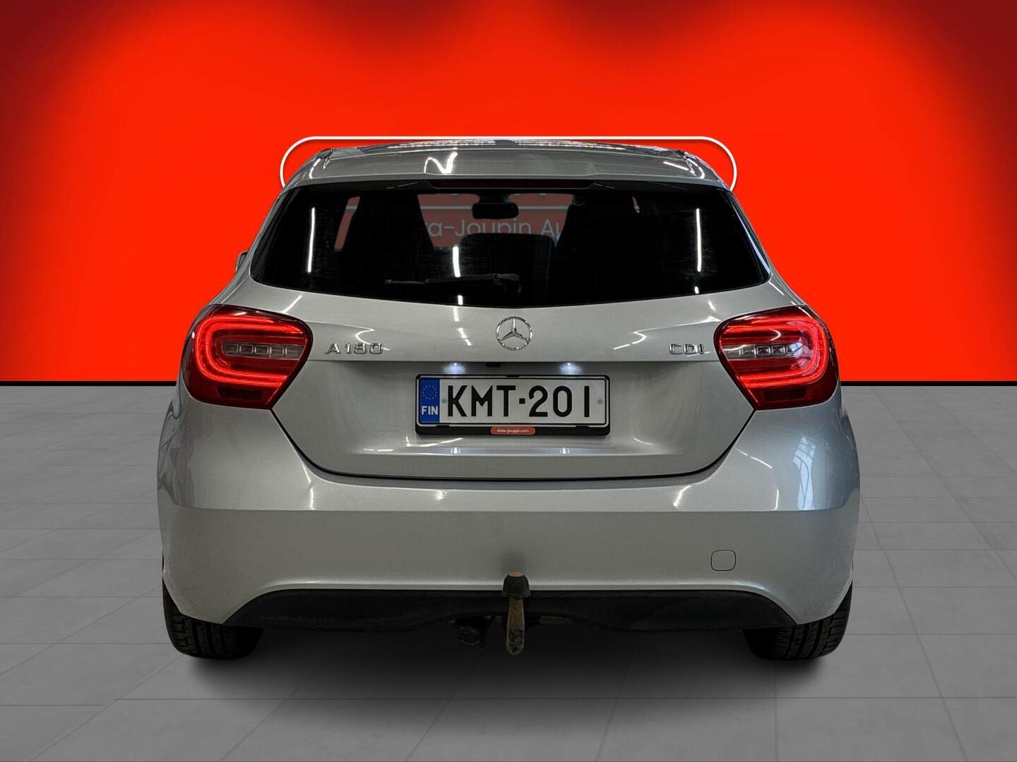 MERCEDES-BENZ A 2014