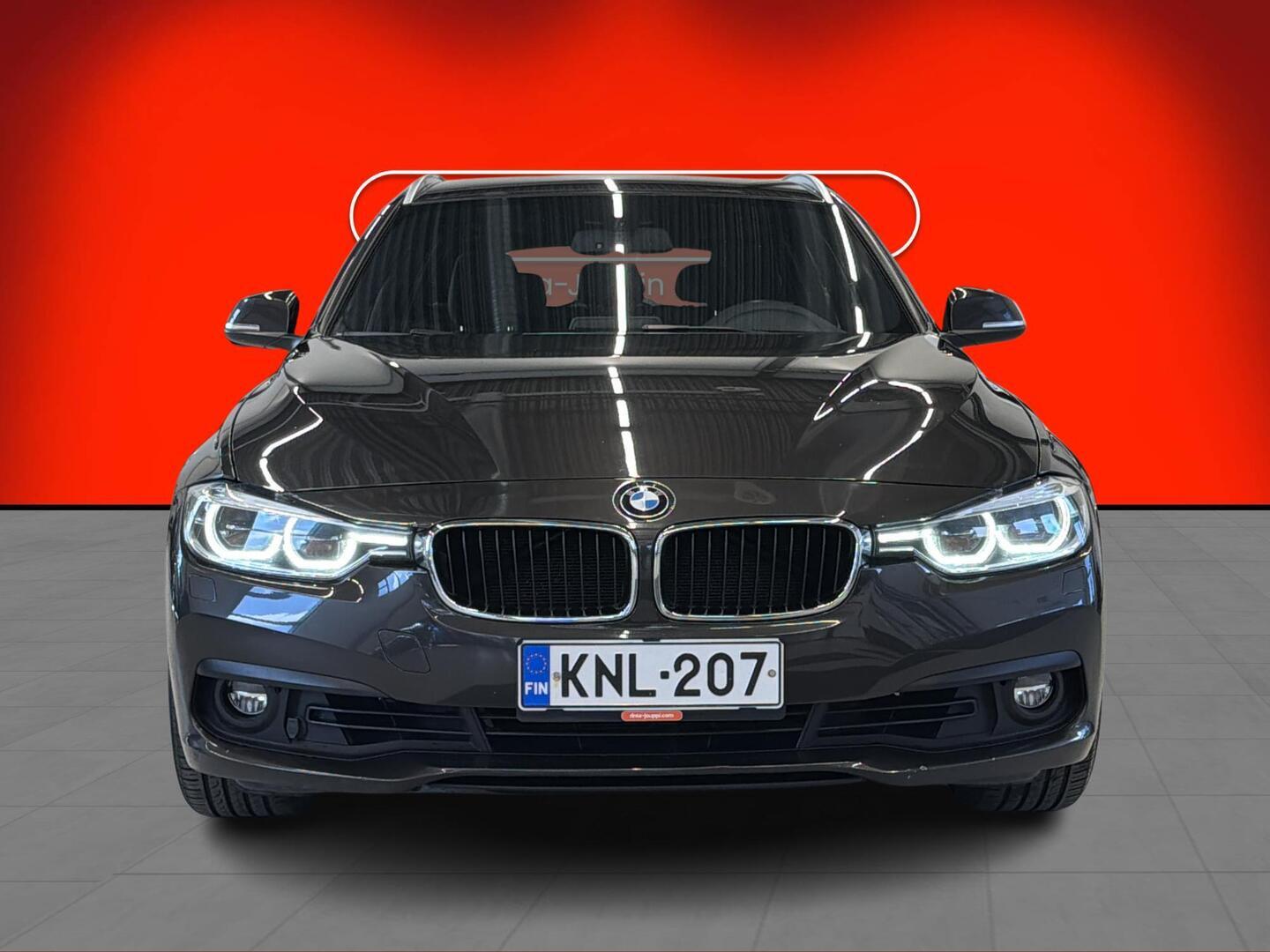 BMW 320 2016