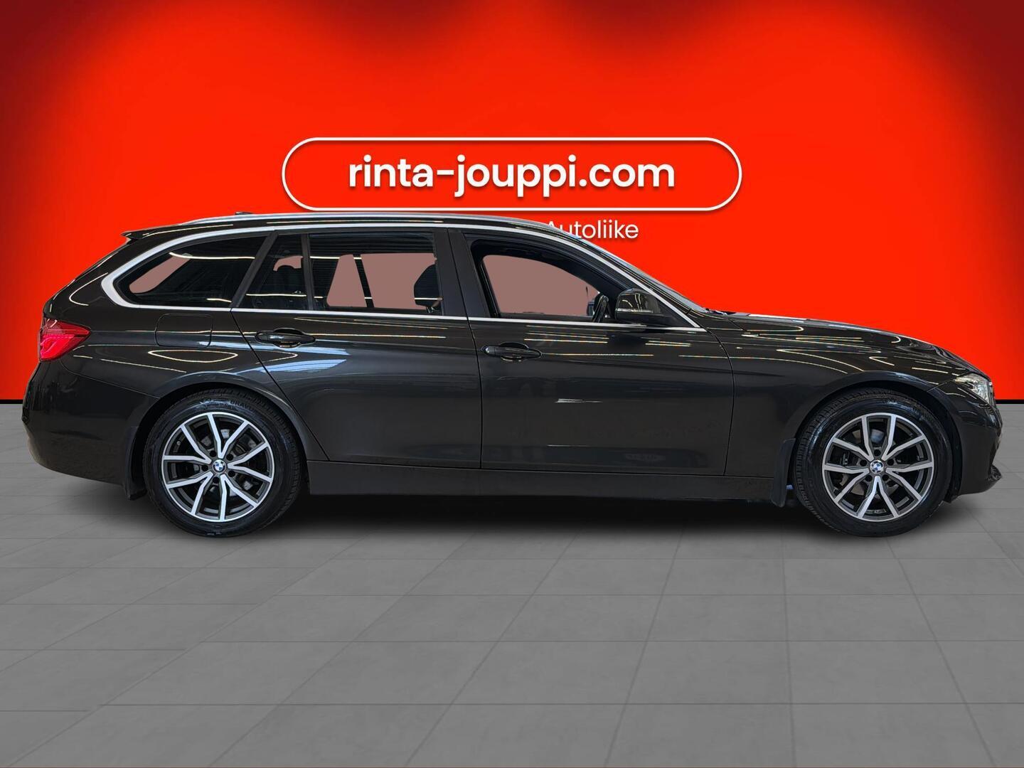 BMW 320 2016