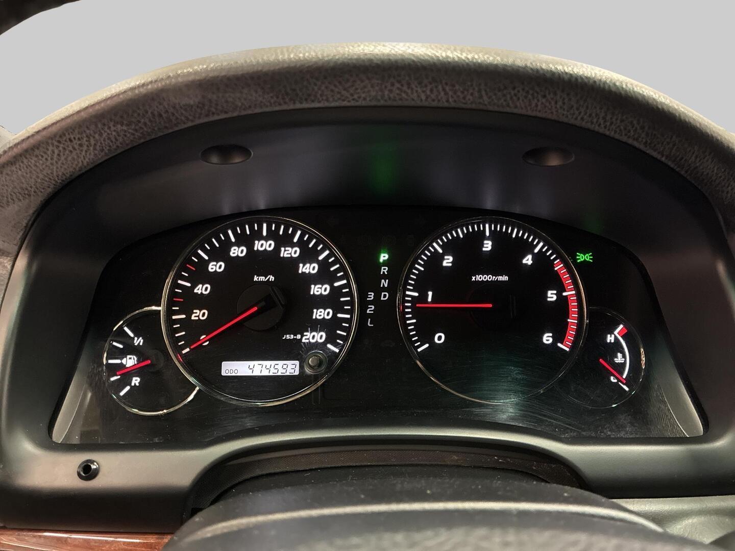 TOYOTA Land Cruiser 2003