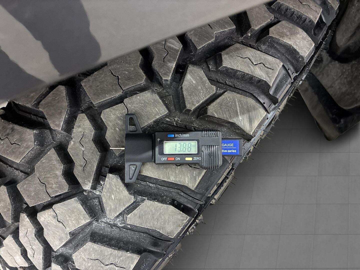 TOYOTA Land Cruiser 2003