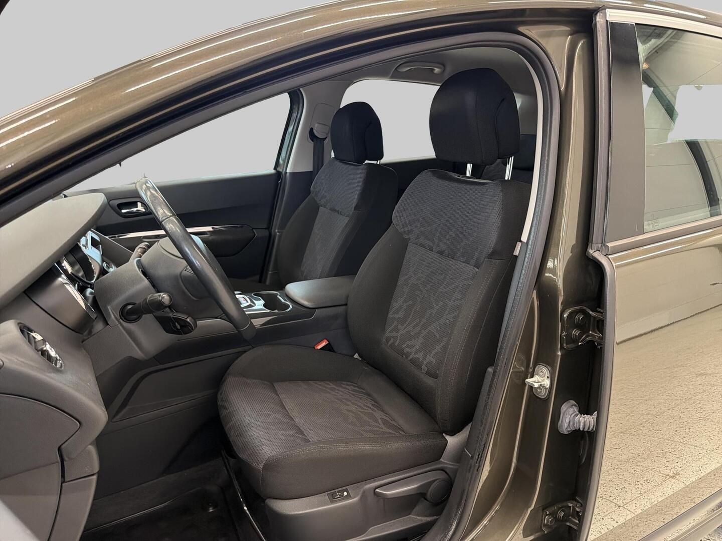 PEUGEOT 3008 2009