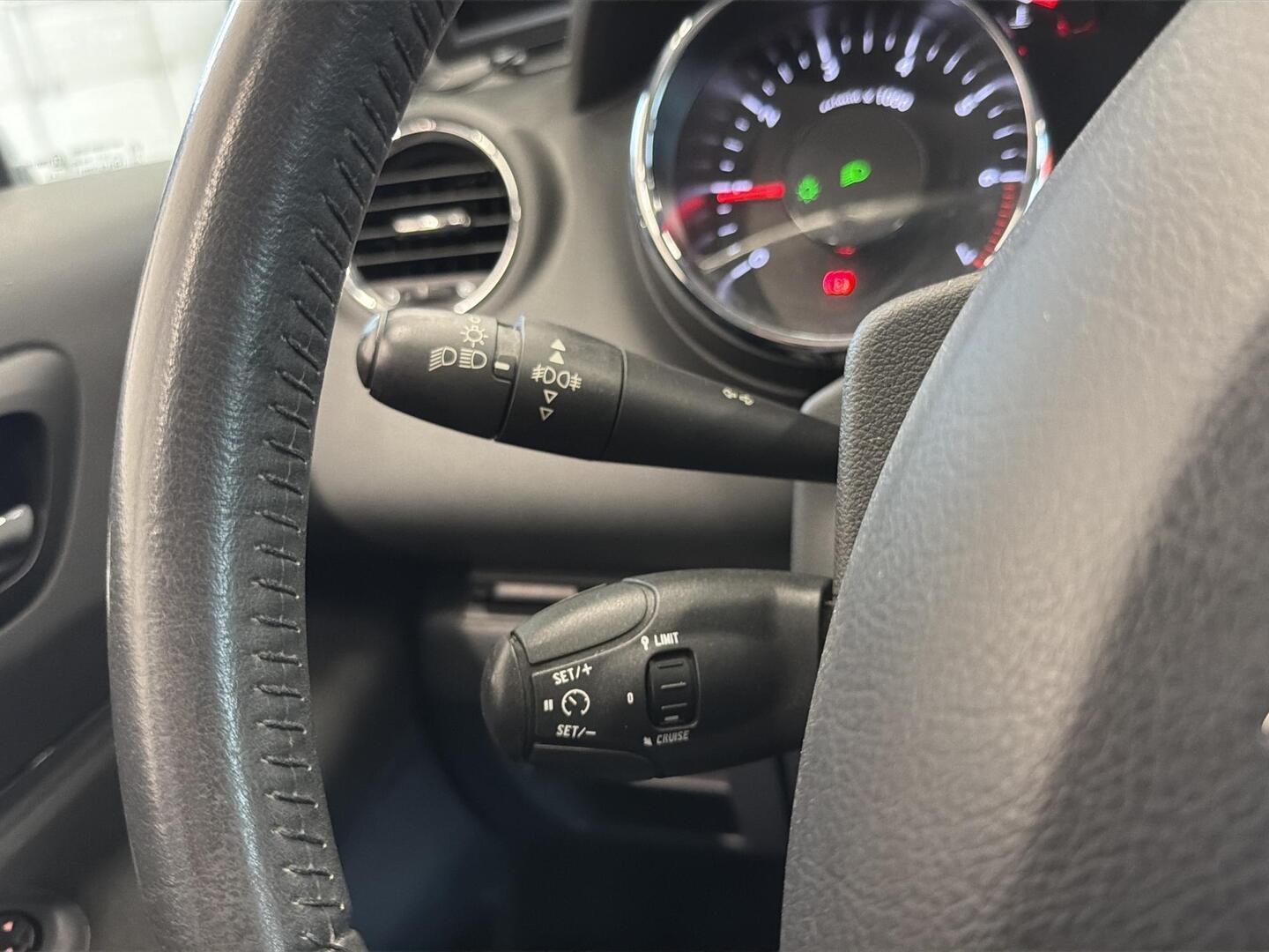 PEUGEOT 3008 2009