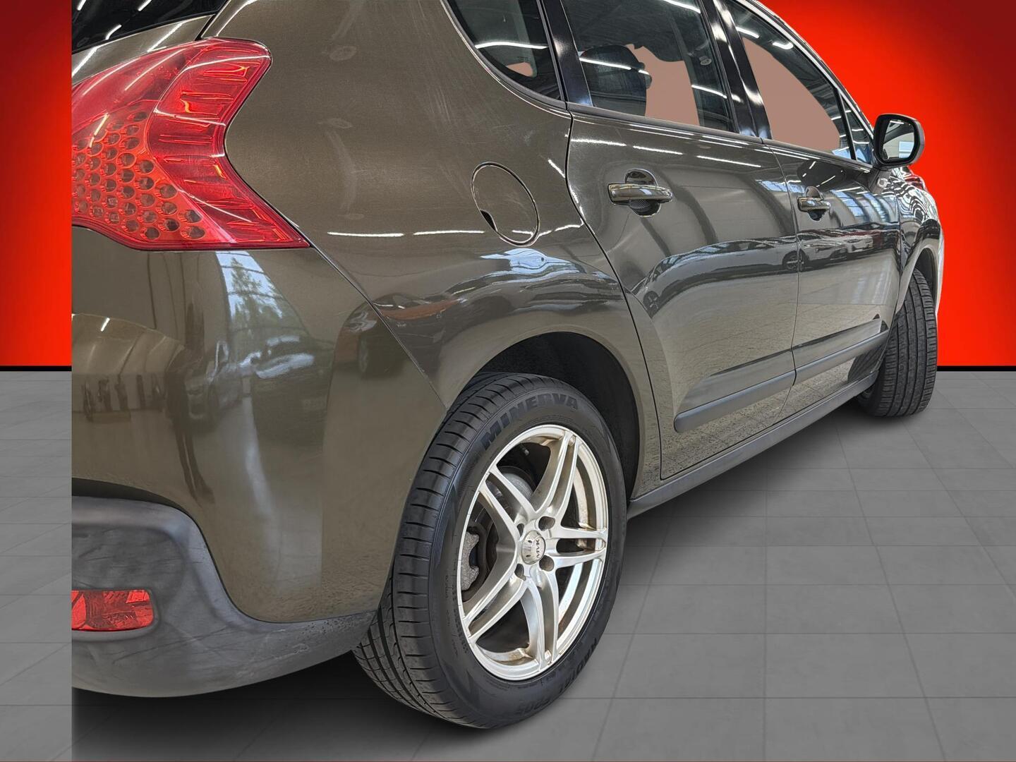 PEUGEOT 3008 2009