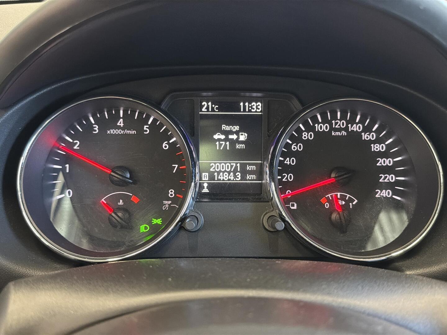 NISSAN Qashqai+2 2012