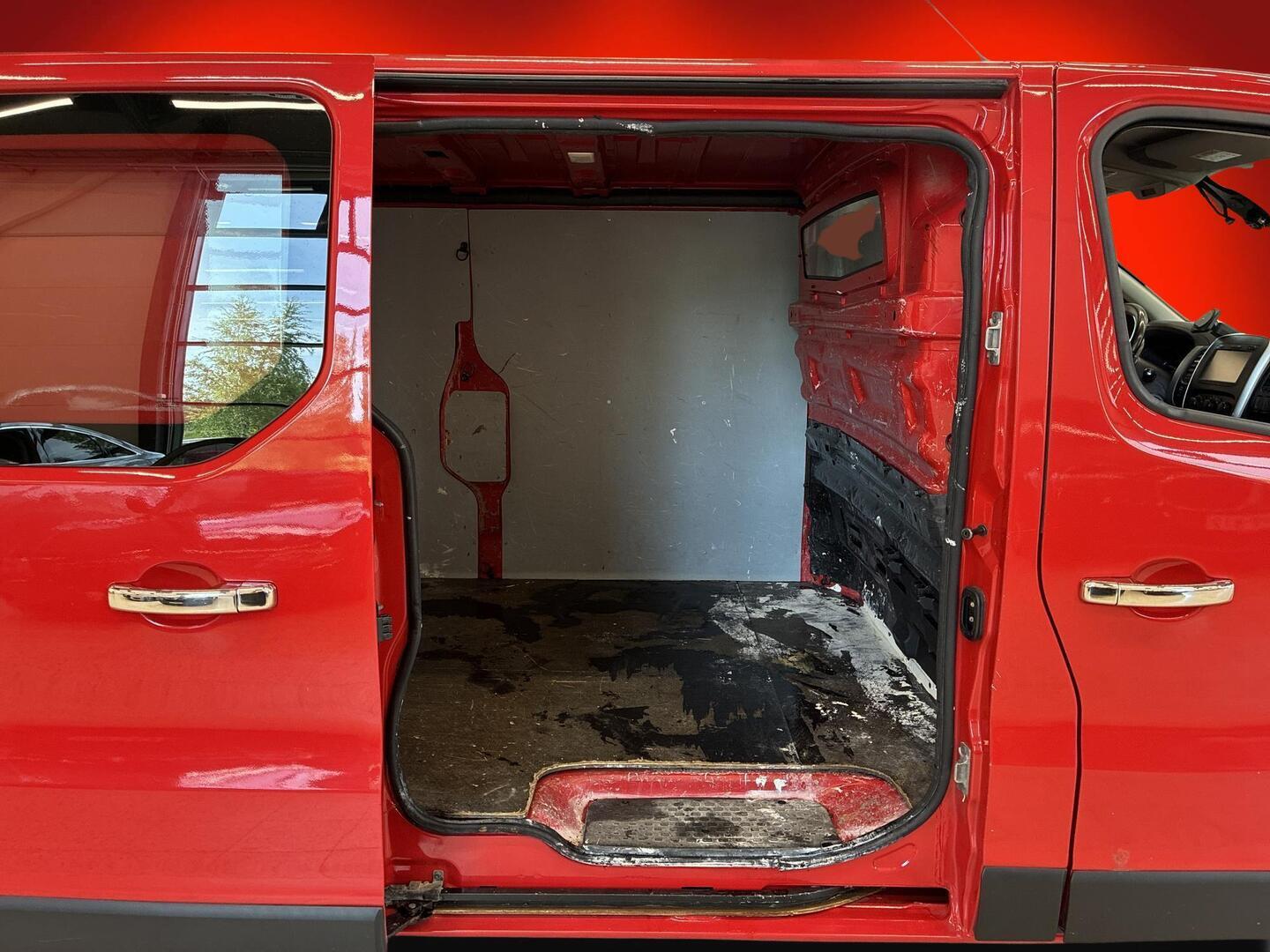 RENAULT Trafic 2016