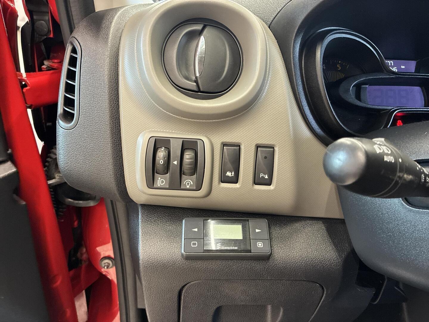 RENAULT Trafic 2016