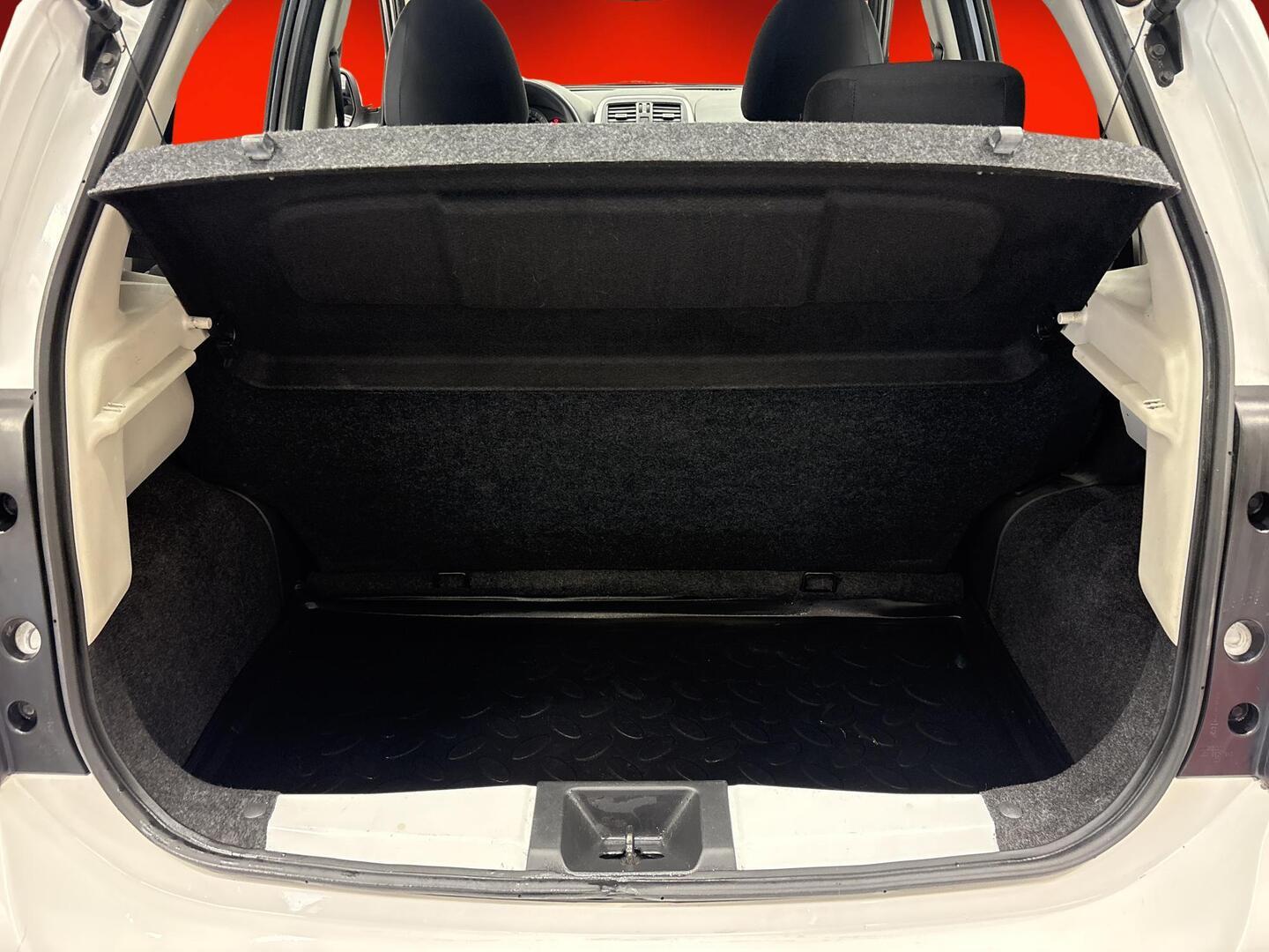 NISSAN Micra 2017