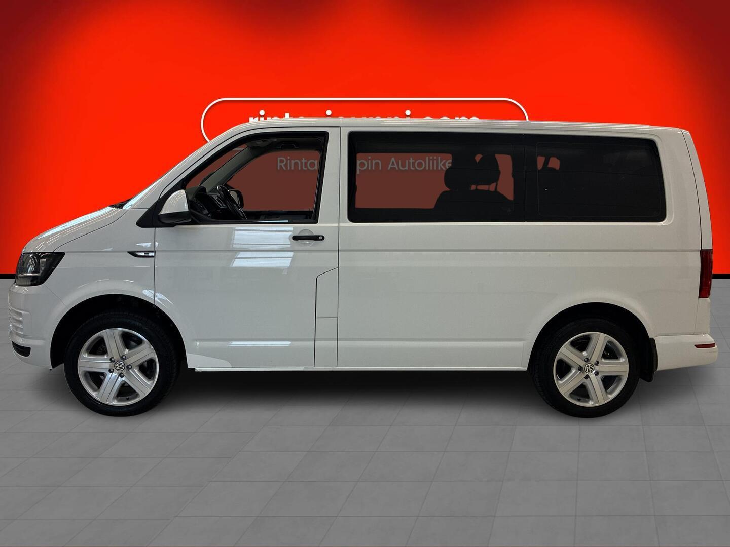 VOLKSWAGEN Caravelle 2016