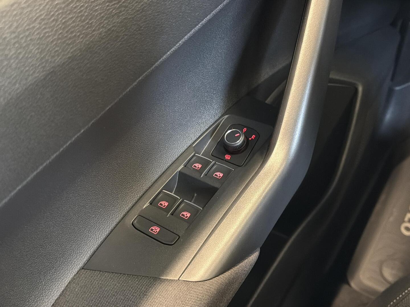 VOLKSWAGEN Polo 2019