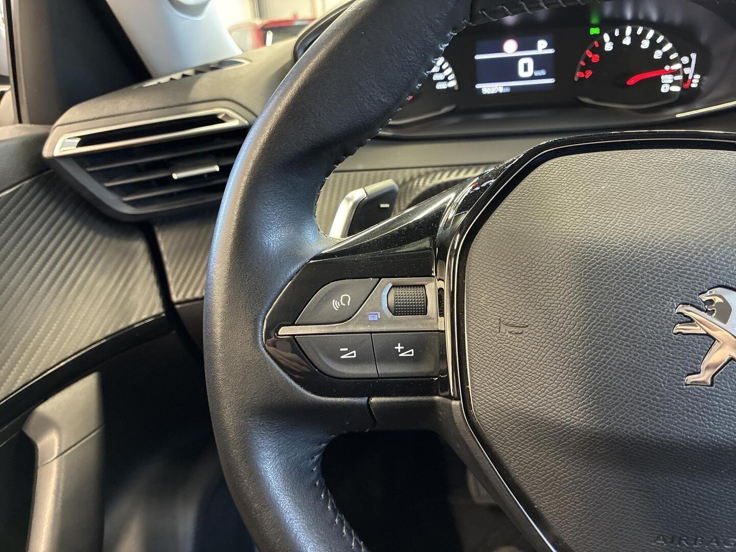 PEUGEOT 2008 2020