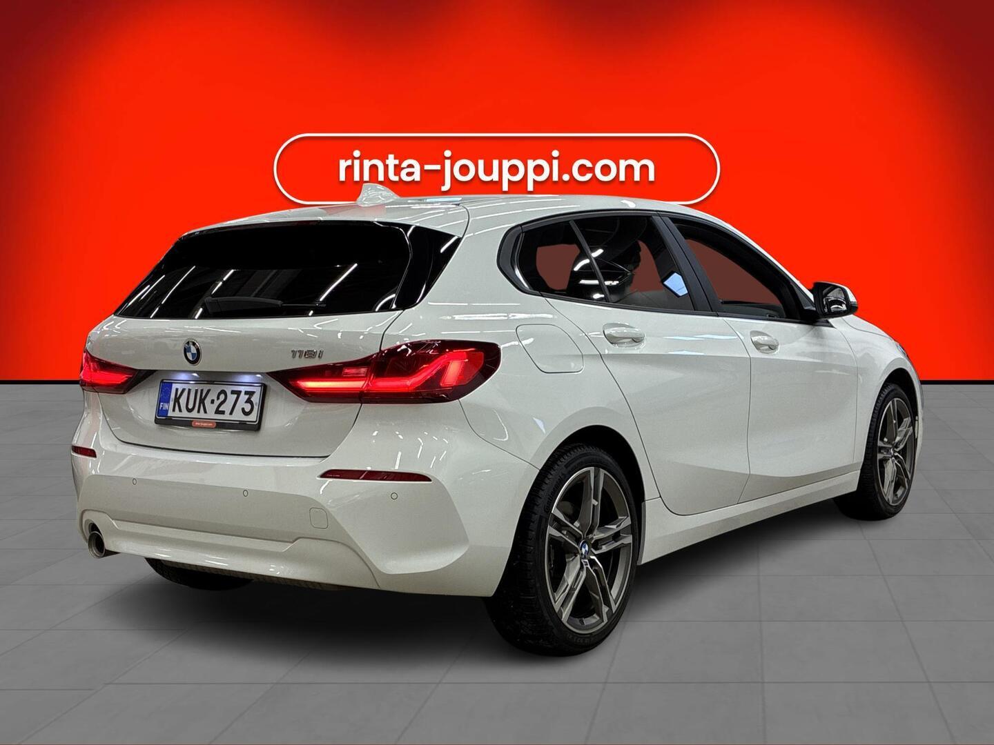 BMW 118 2021