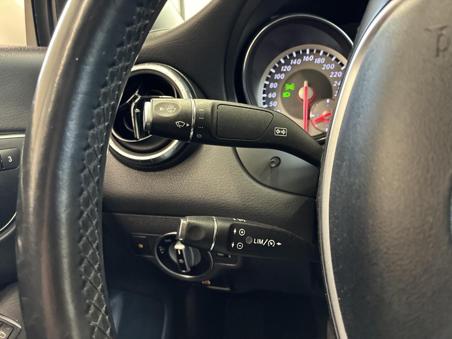 MERCEDES-BENZ CLA 2014