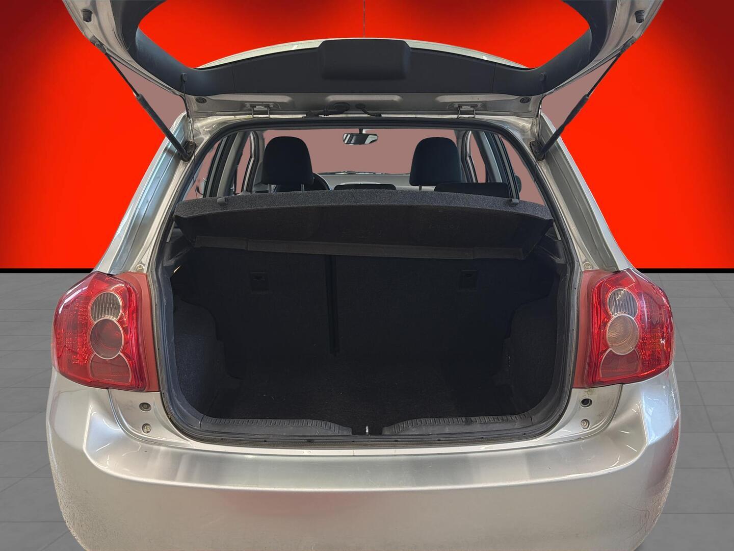 TOYOTA Auris 2008