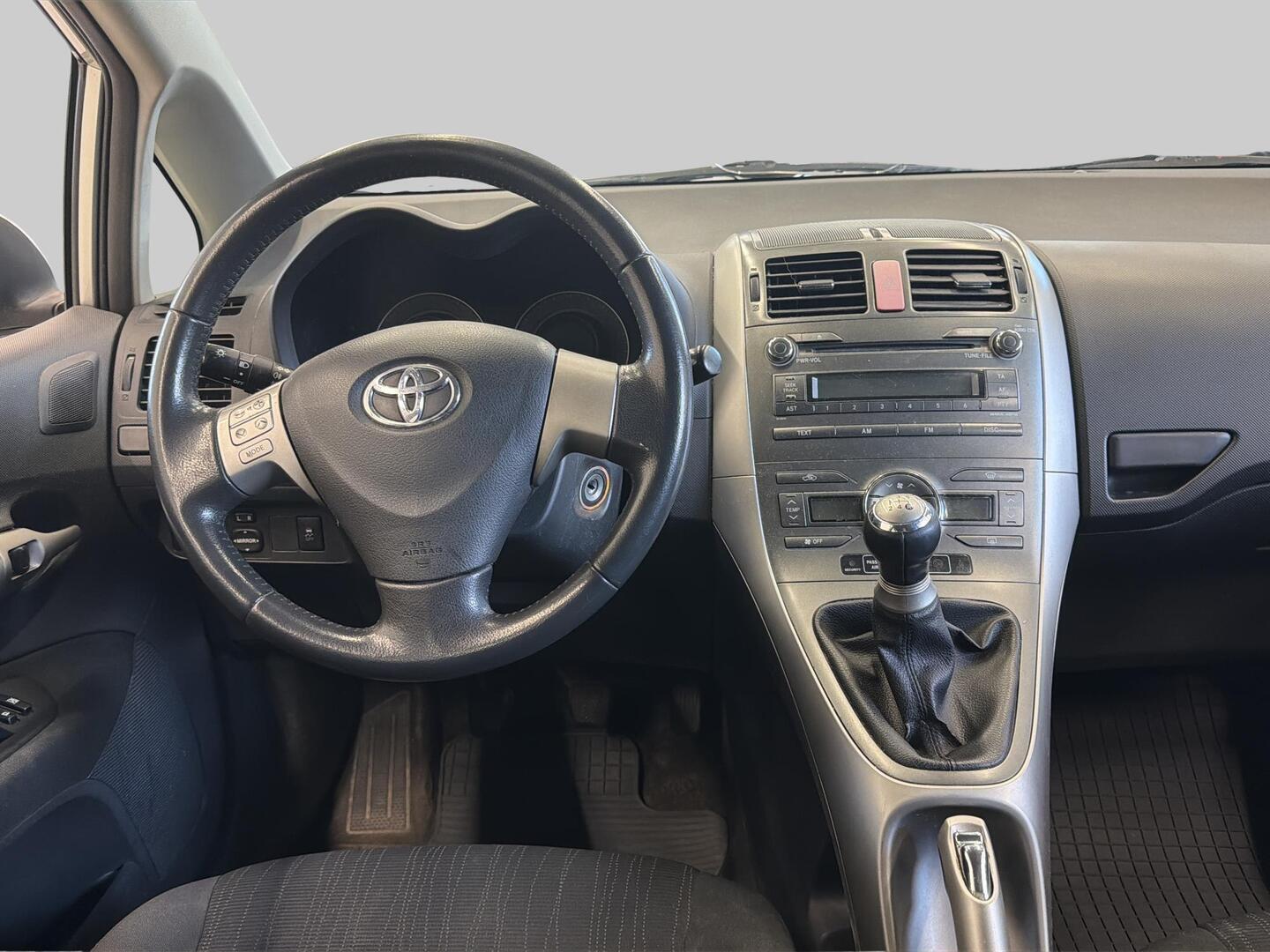 TOYOTA Auris 2008