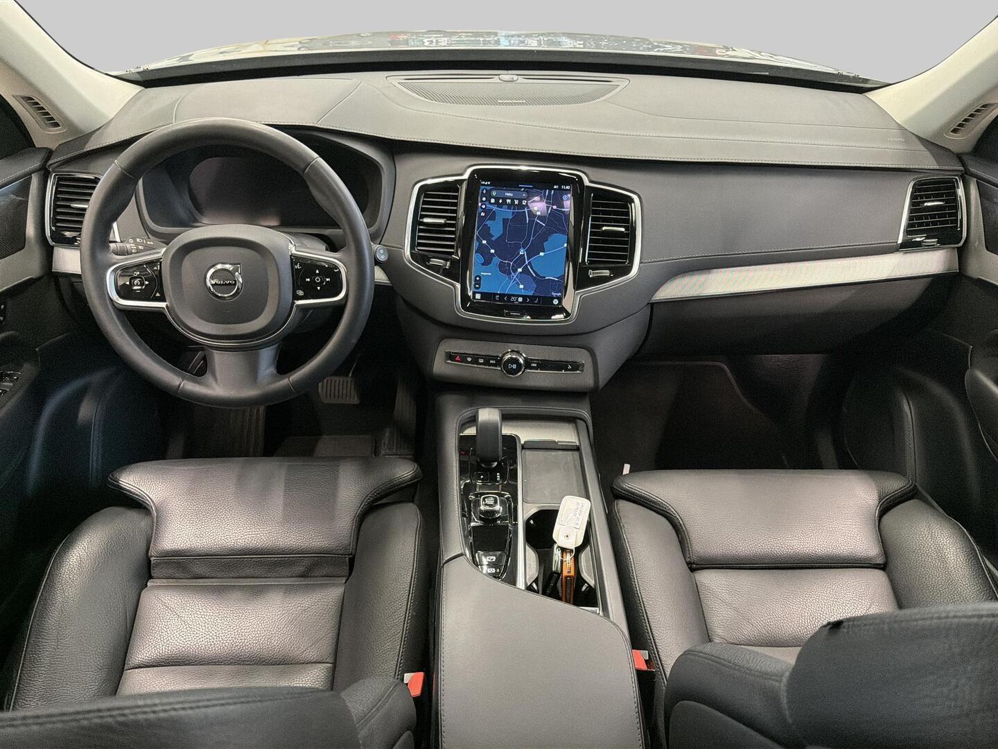 VOLVO XC90 2023