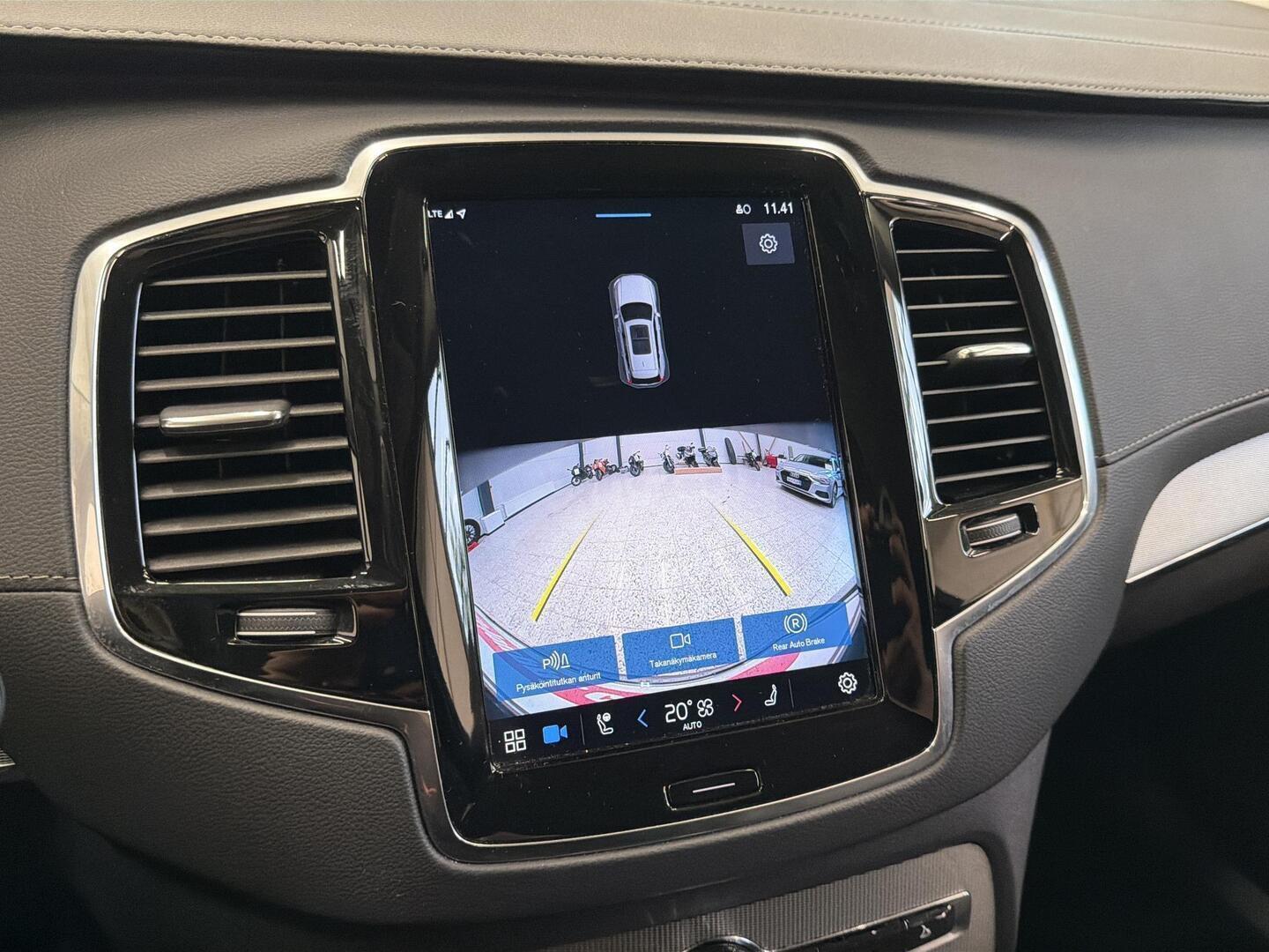 VOLVO XC90 2023