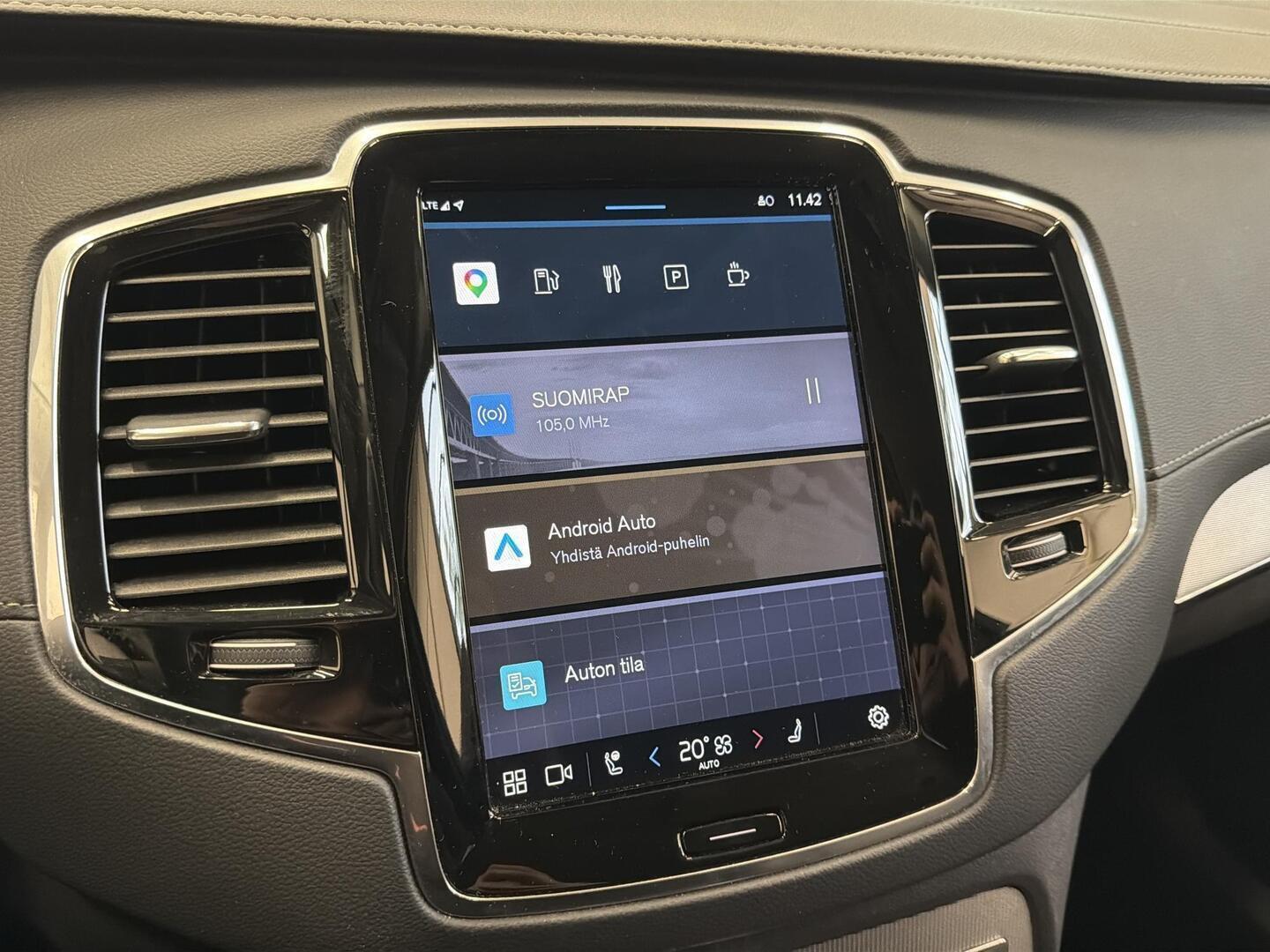 VOLVO XC90 2023