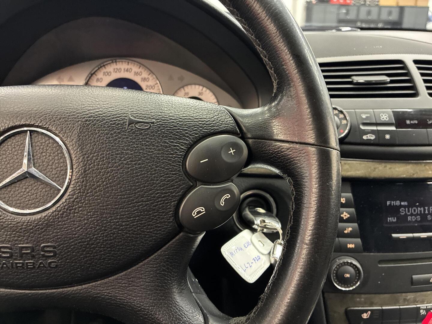 MERCEDES-BENZ E 2008