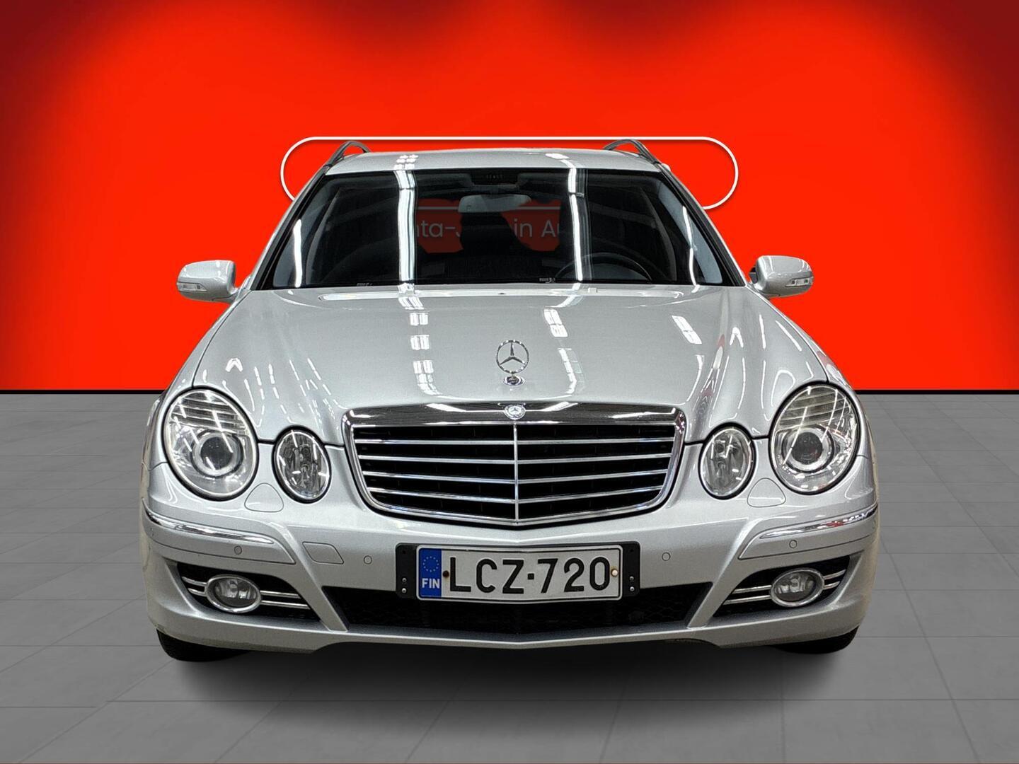 MERCEDES-BENZ E 2008