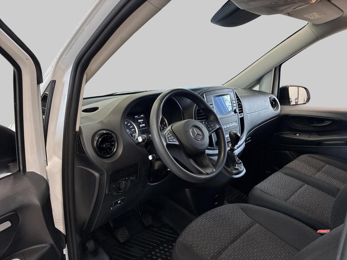 MERCEDES-BENZ Vito 2021