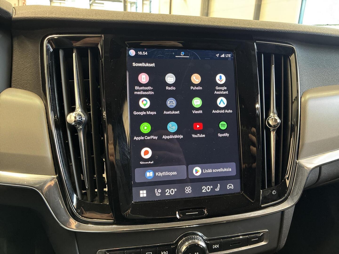 VOLVO V90 2023