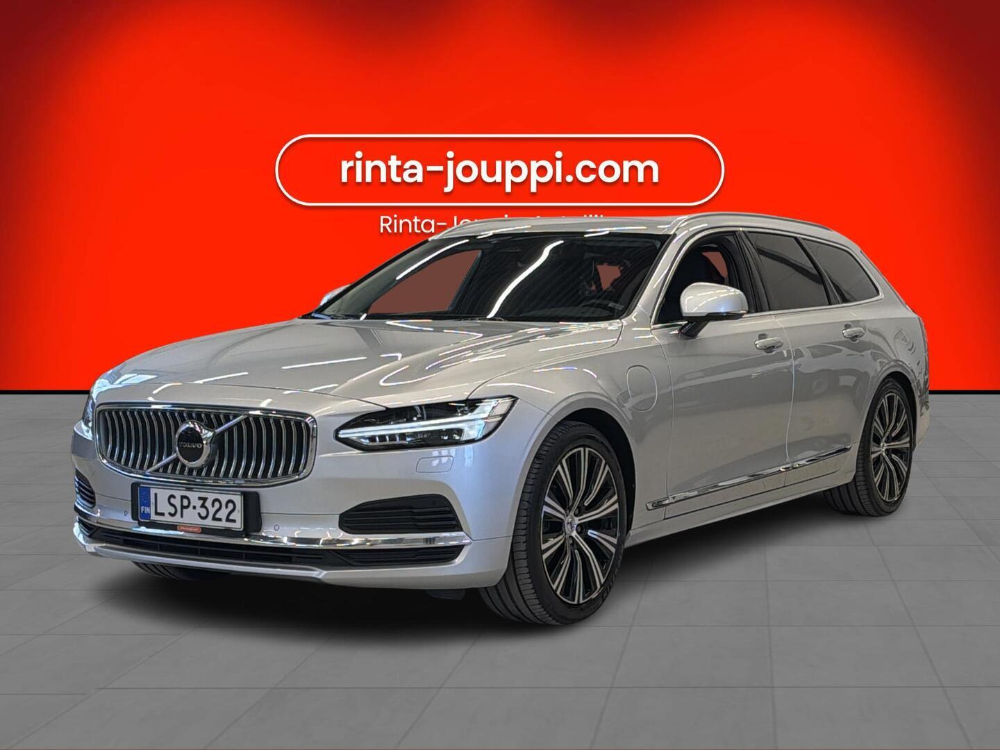 VOLVO V90 2022
