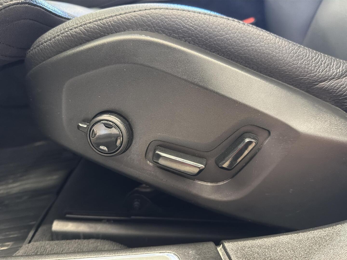 VOLVO V90 2022